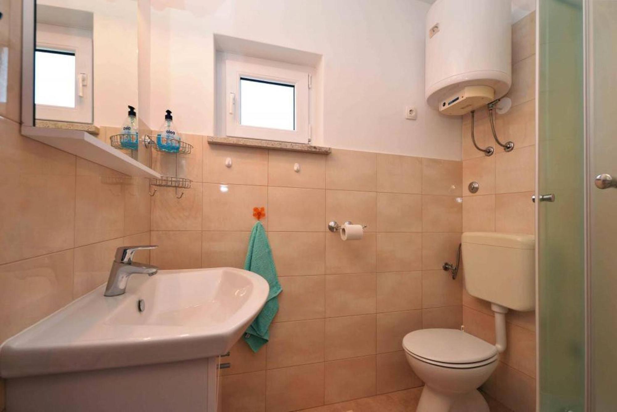 Apartment Pia Murter Ngoại thất bức ảnh