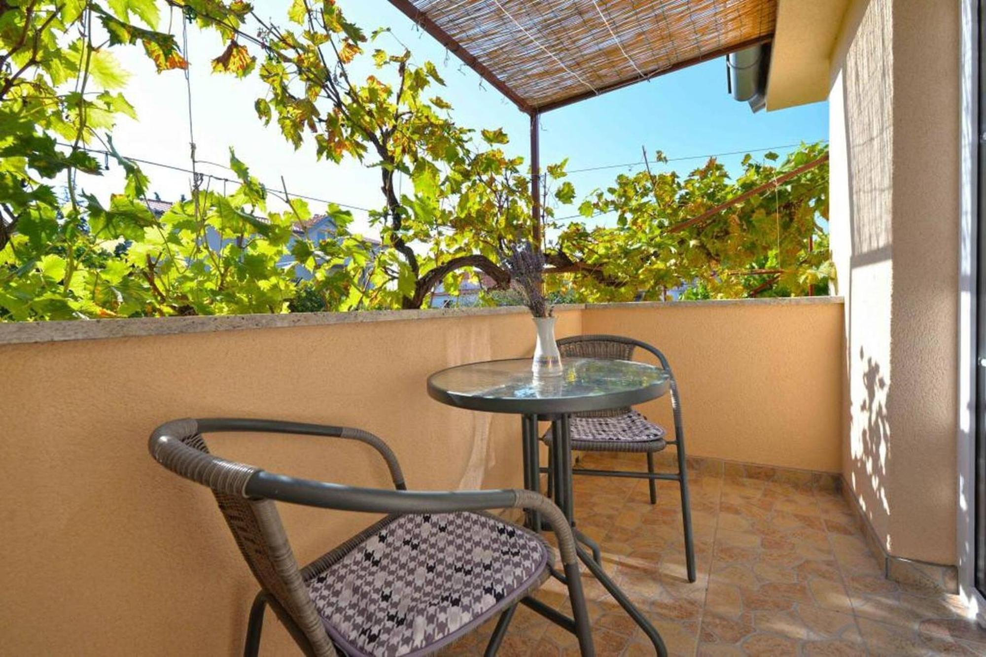 Apartment Pia Murter Ngoại thất bức ảnh